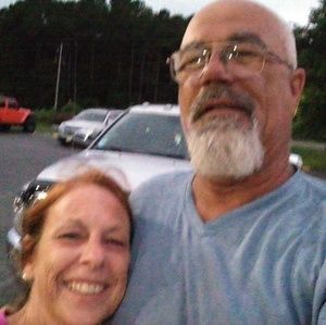 Meet your Posher, Debora